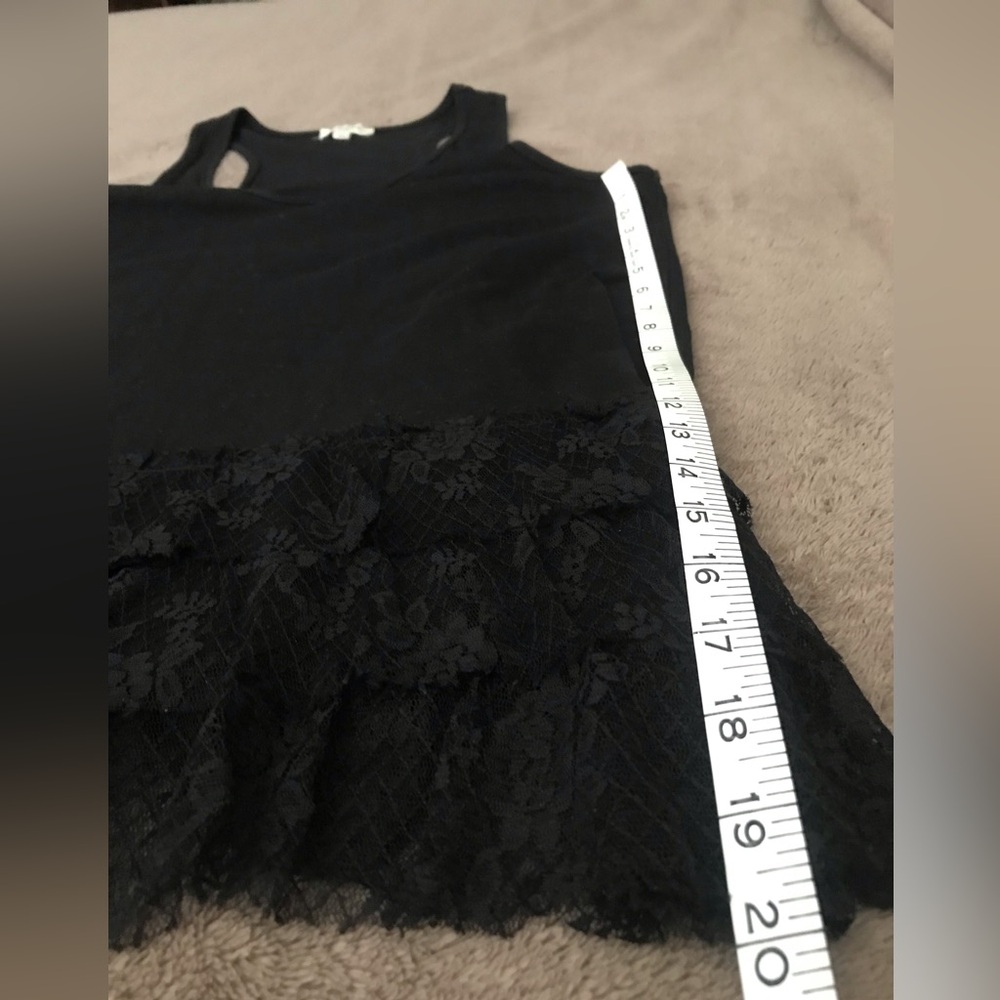 UMGEE-Black Lace Hem Tank Top size M - Picture 7 of 8